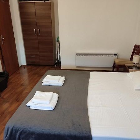Family 2 Bed Apartment In Bansko Exterior foto