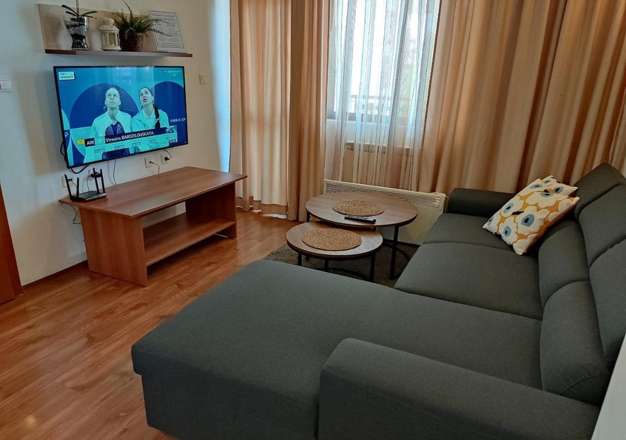 Family 2 Bed Apartment In Bansko Exterior foto