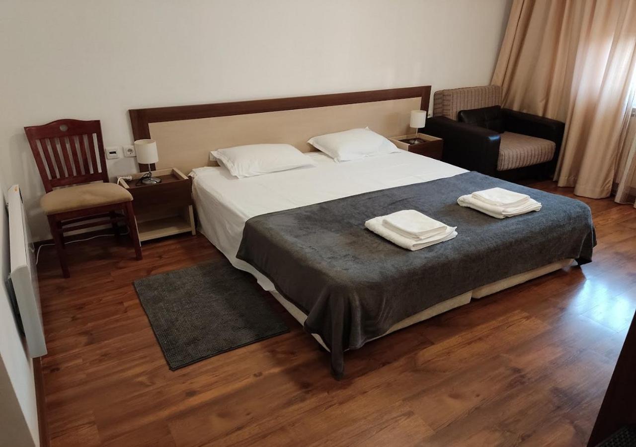 Family 2 Bed Apartment In Bansko Exterior foto